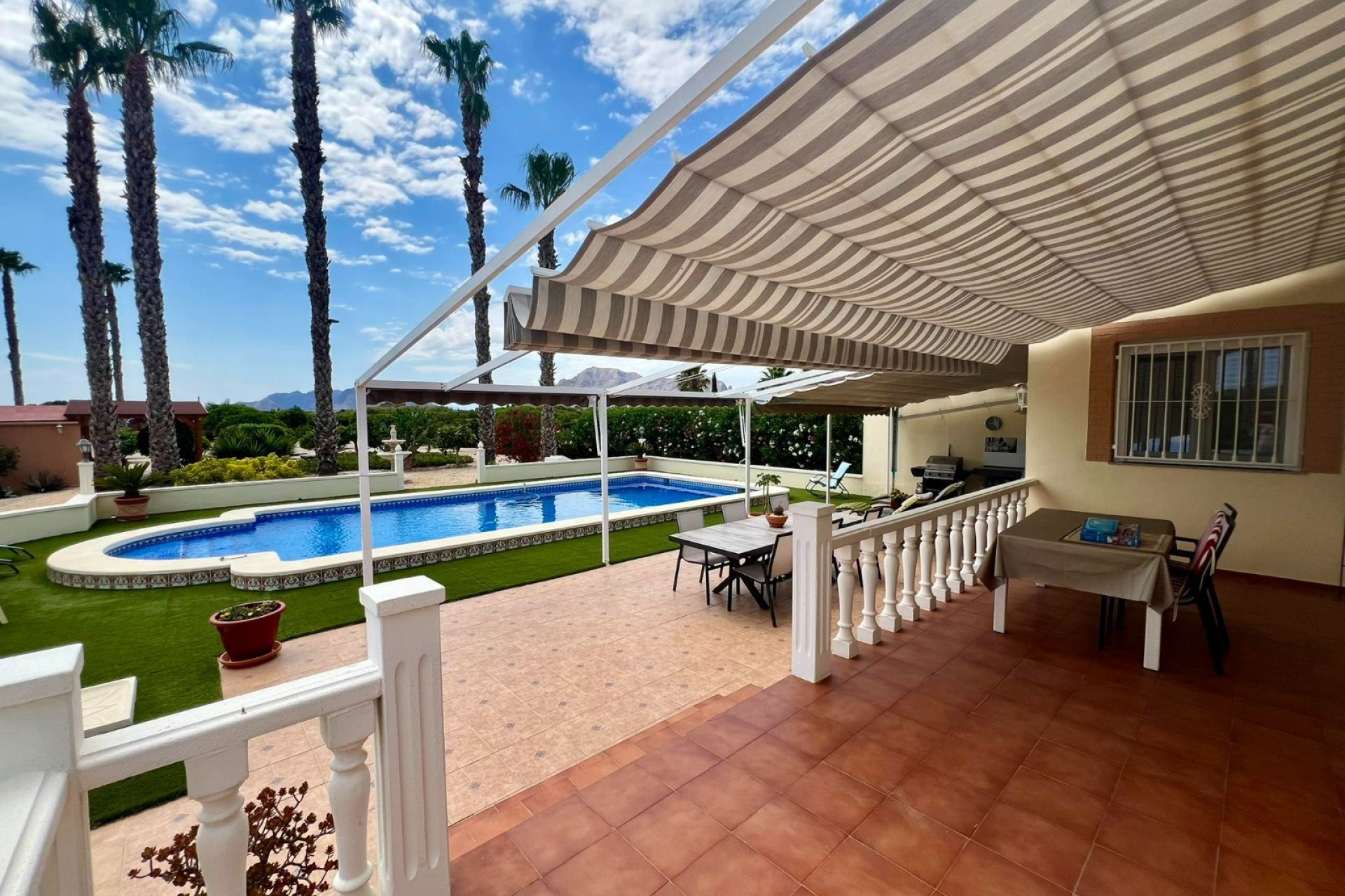 Herverkoop - Country House - Orihuela