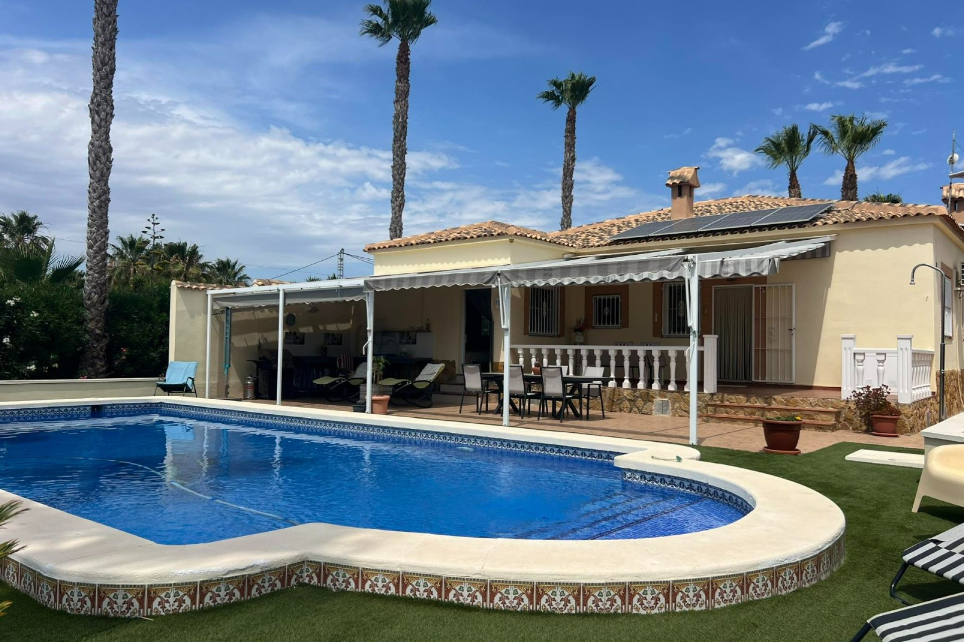 Herverkoop - Country House - Orihuela