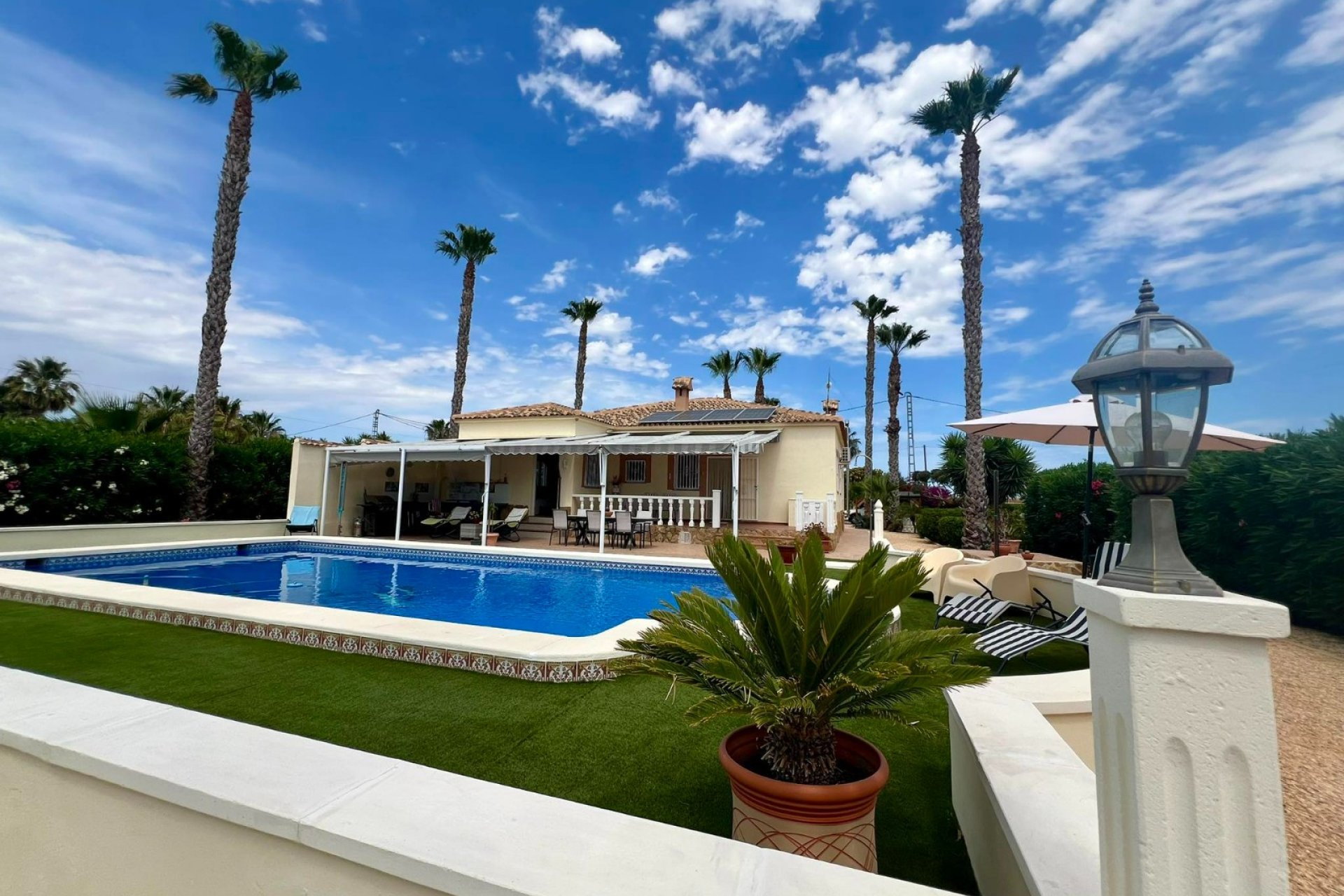 Herverkoop - Country House - Orihuela