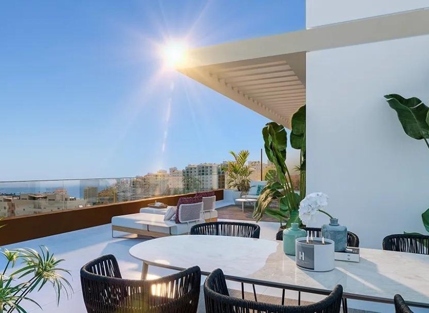 Neue Gebäude - Apartment - Estepona - Las Mesas