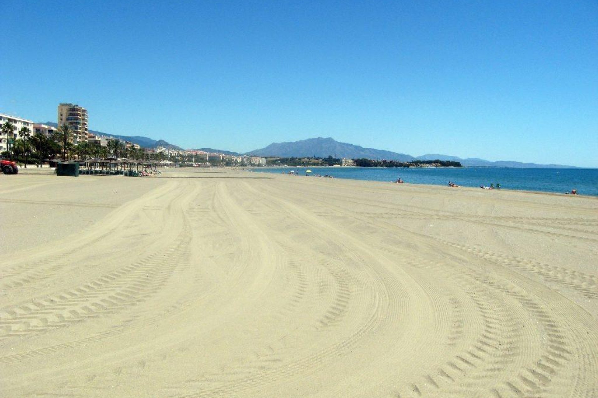 Neue Gebäude - Apartment - Estepona - Playa La Rada