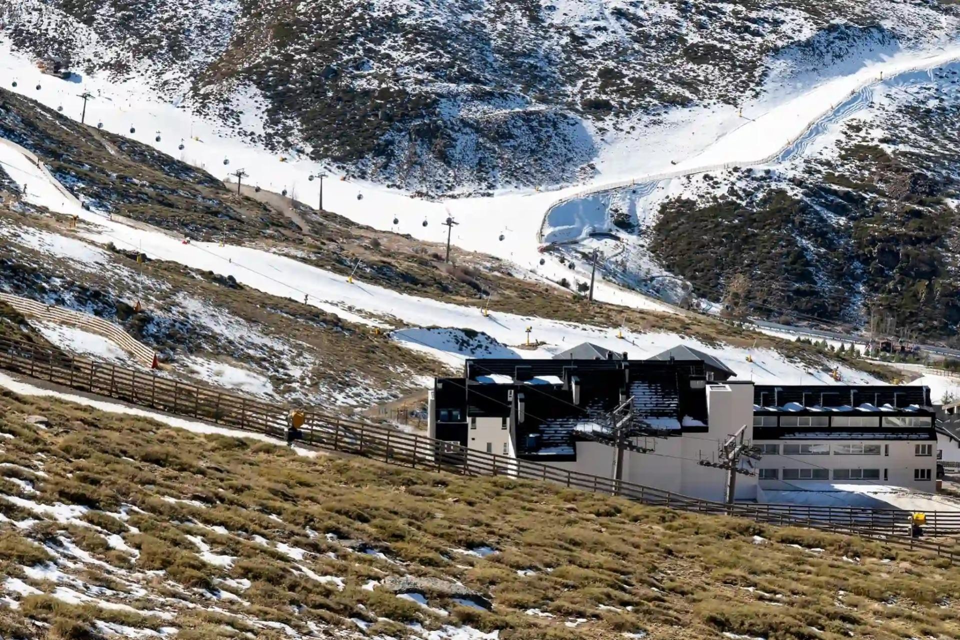 Neue Gebäude - Apartment - Monachil - Sierra Nevada