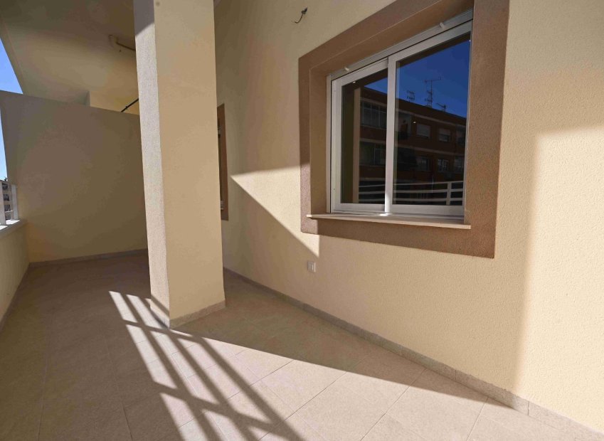 Neue Gebäude - Apartment - Torrevieja - Centro