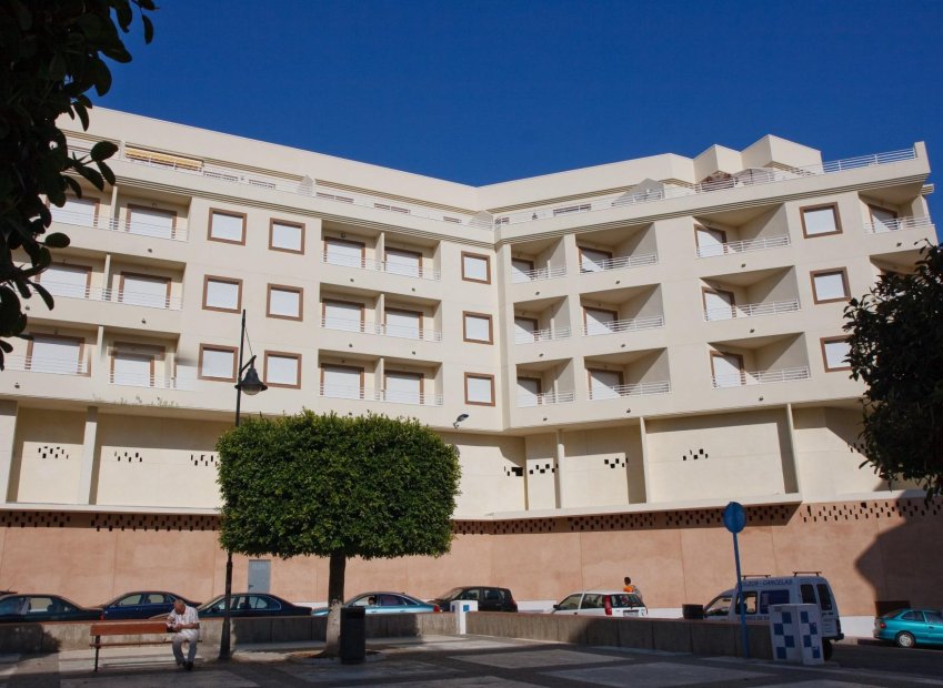 Neue Gebäude - Apartment - Torrevieja - Centro