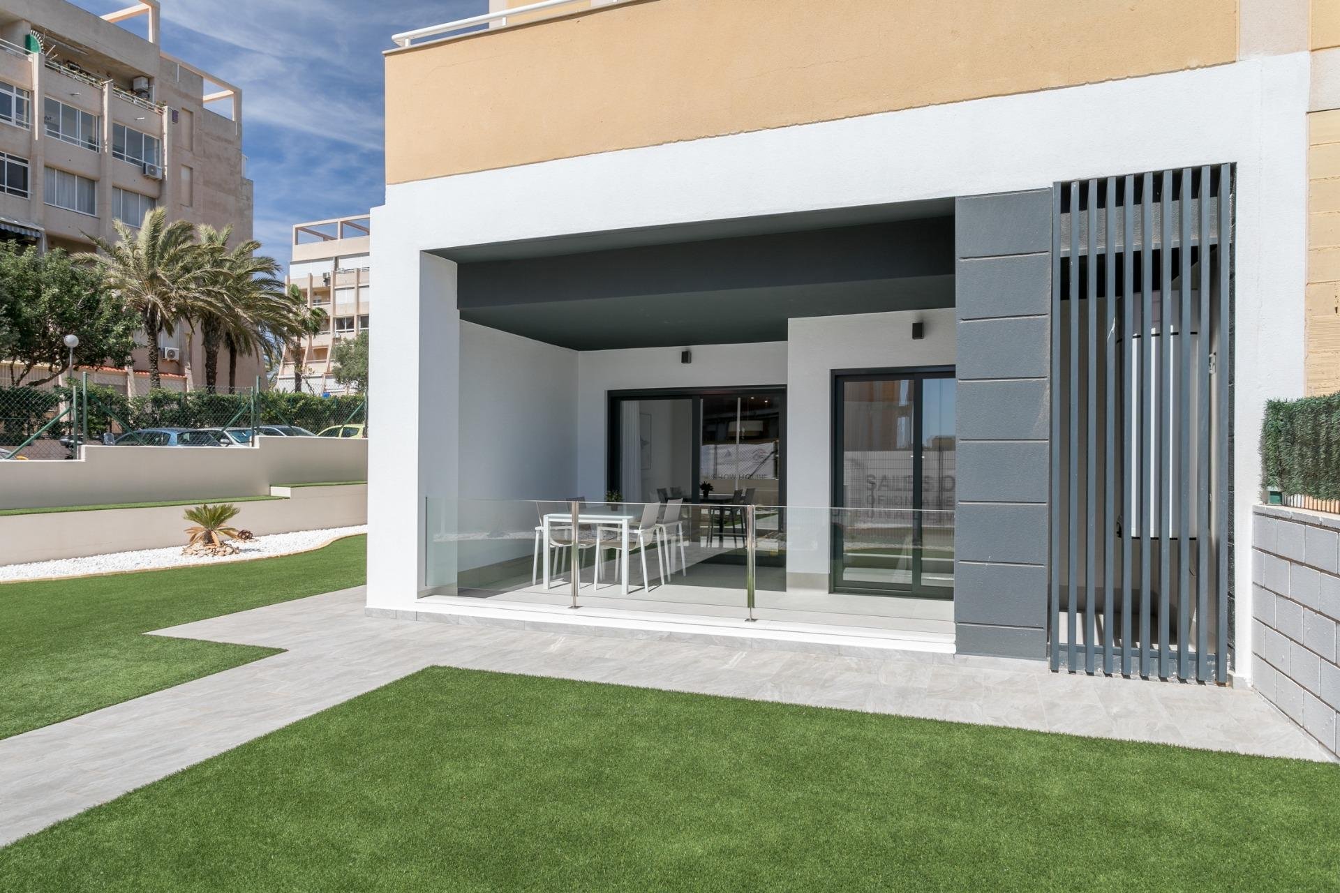 Neue Gebäude - Apartment - Torrevieja - Torreblanca