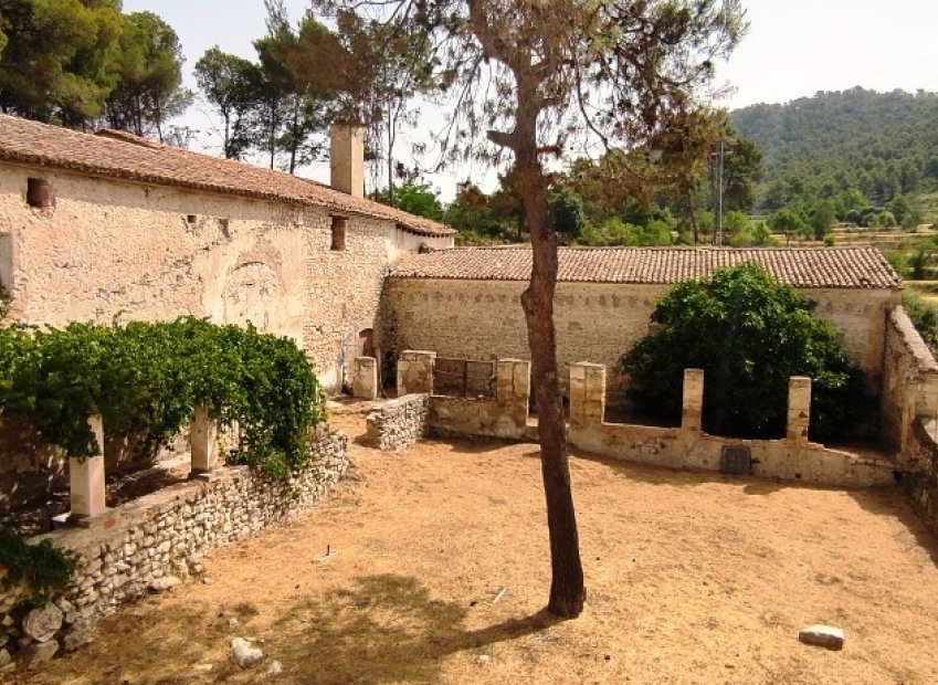 Resale - Country House - Alcoy