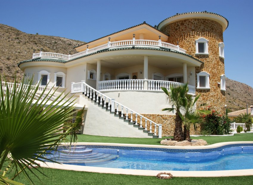 Resale - Villa - Hondón de las Nieves