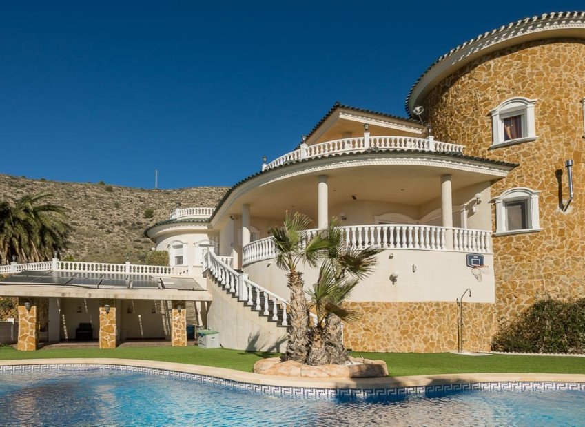 Resale - Villa - Hondón de las Nieves