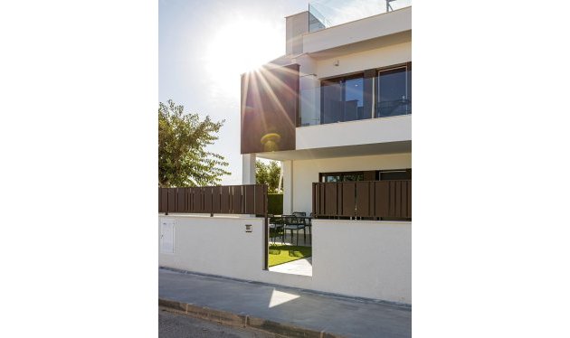 Obra nueva - Bungalow - Pilar de la Horadada